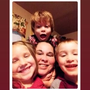 Meet your Posher, April